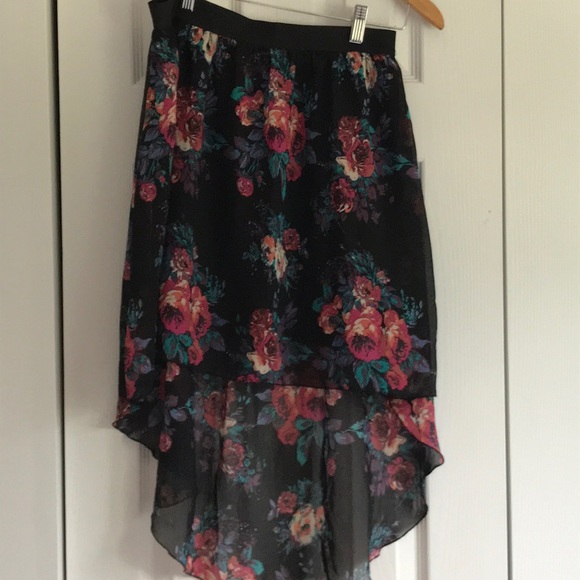 Asymmetrical High-Low Floral Skirt - Picture 1 of 3